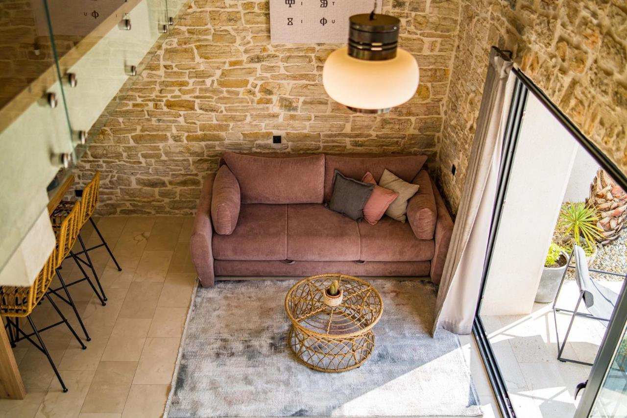 فيلا Stone House With Pool Poeta Pridraga المظهر الخارجي الصورة